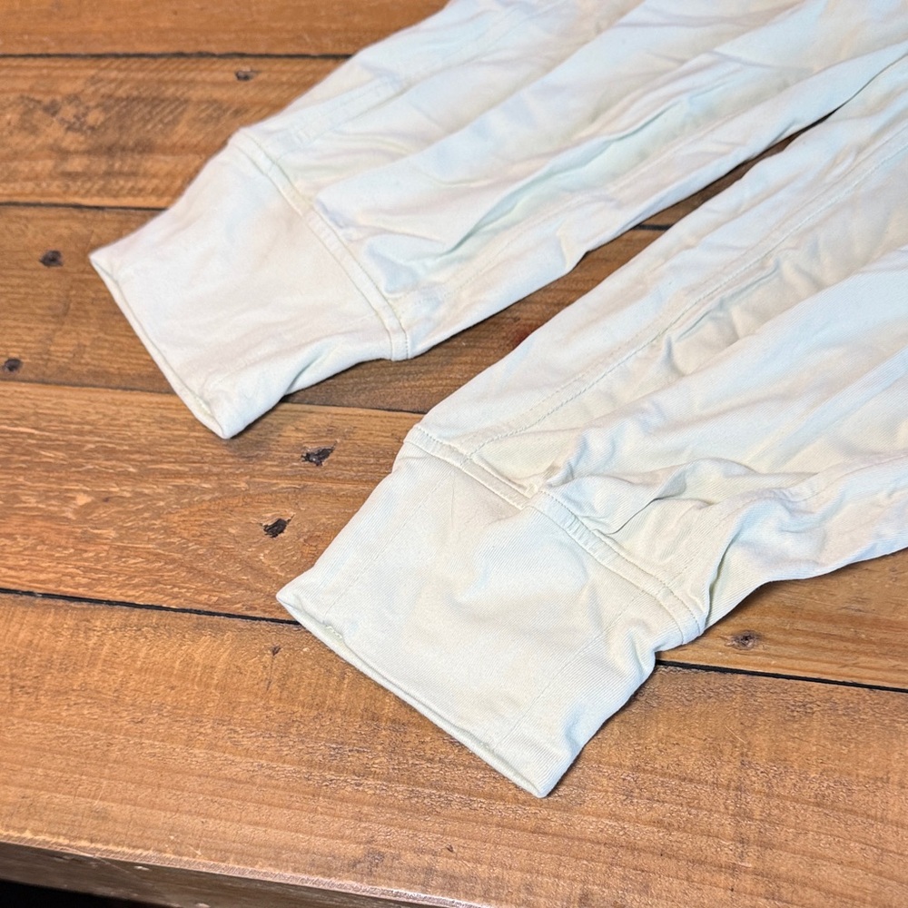 Lululemon Athletica Pale green cotton adapted state Joggers Size 2 - Picture 5 of 8